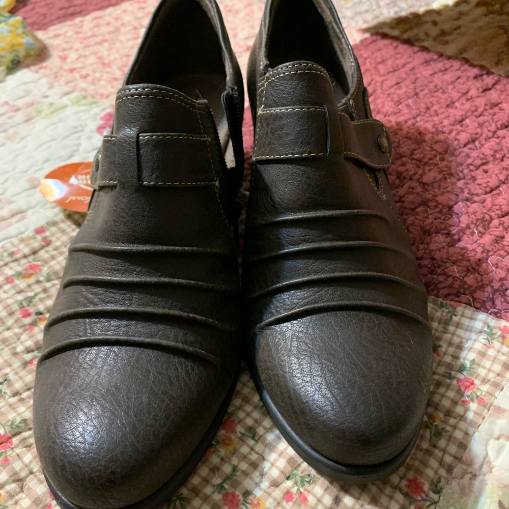 Natural Soul Dark Brown Loafers